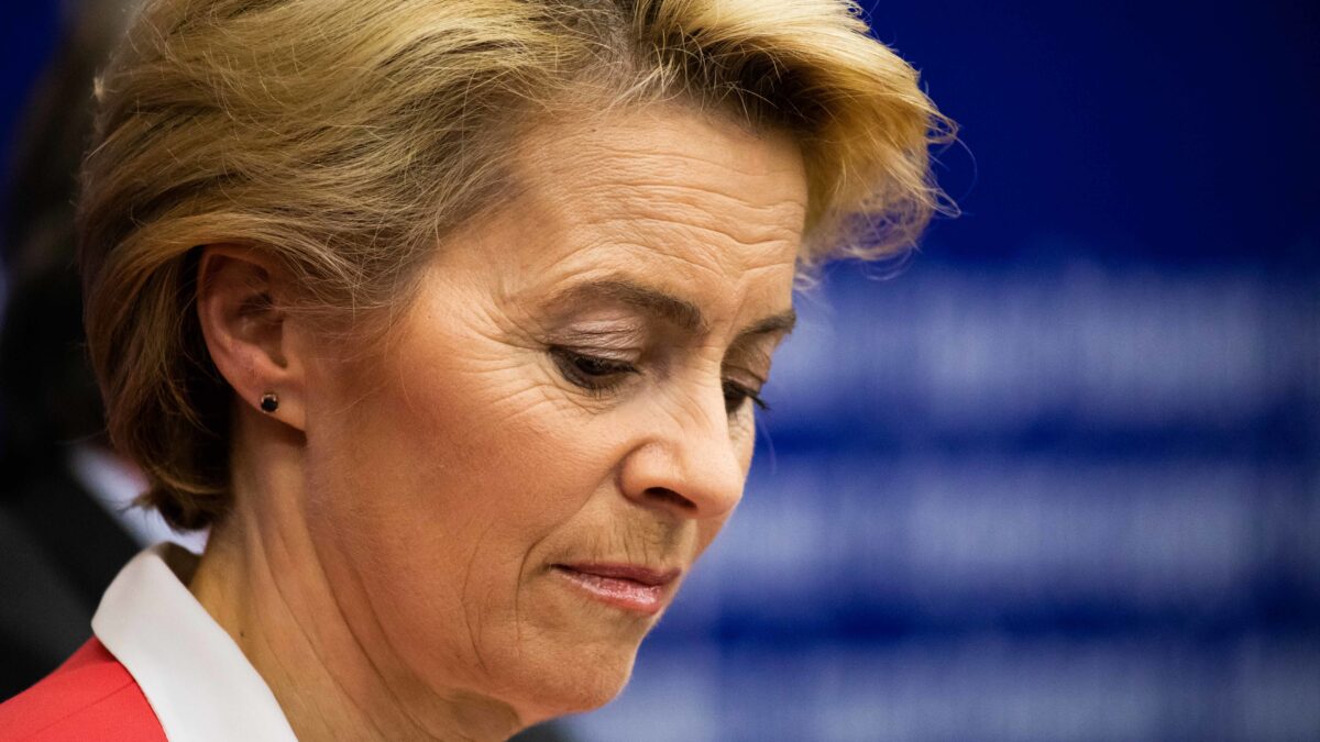La von der Leyen ottiene il via libera. Ma i pentastellati si spaccano sul voto