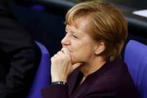 Politica e mercati preparano il ricatto per blindare la fregatura del nuovo Mes