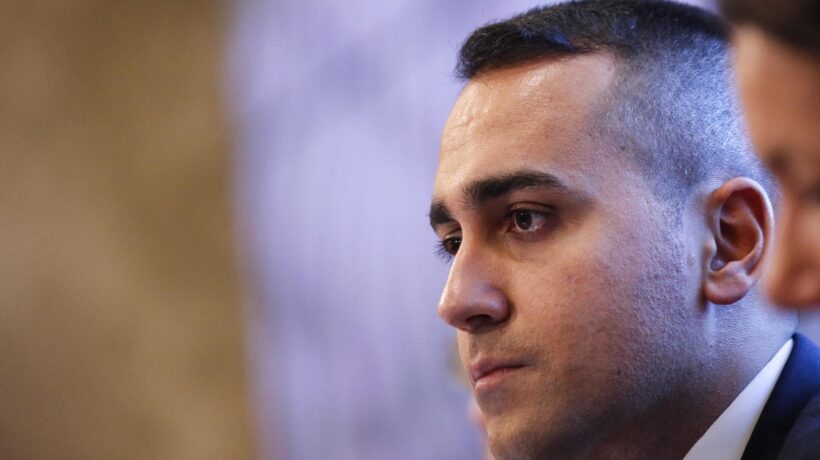 Di Maio si ribella: giallorossi solo a Roma