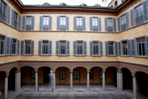 Unicredit esce da Mediobanca. Parte il risiko su Piazzetta Cuccia