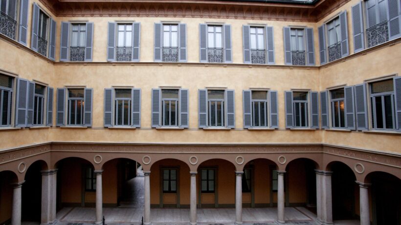 Unicredit esce da Mediobanca. Parte il risiko su Piazzetta Cuccia