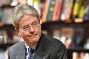 «Mifsud nascosto nelle Marche». E una mail tira in ballo  Gentiloni