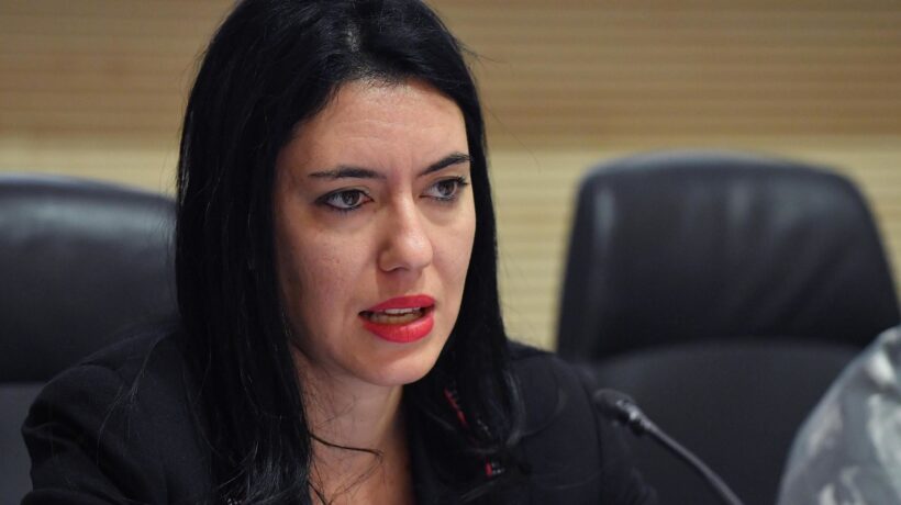 Lucia Azzolina: «Ilva di nuovo statale se Mittal conferma che fugge da Taranto»