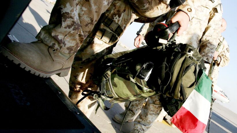 Iraq, attentato contro militari italiani: 5 feriti