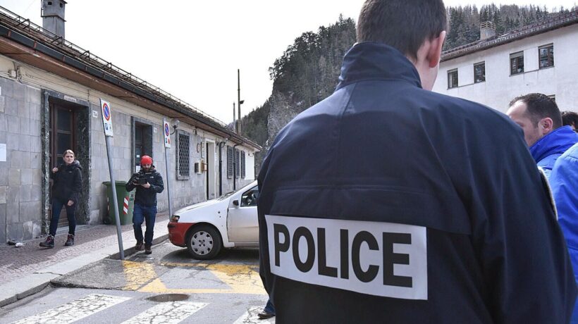 In Francia c’è la gara di agguati alla polizia