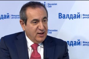 Dalla cattedra ai contractor in Iraq. Rieccola all’ateneo della spia Mifsud