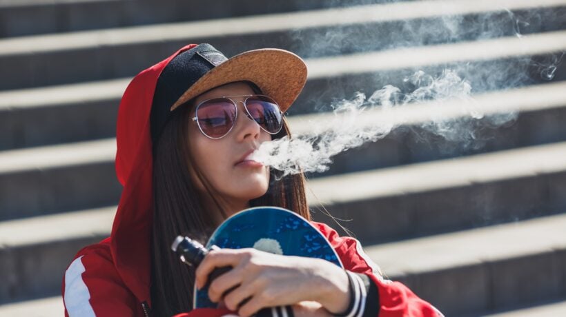 Allarme Buddha blues. La cannabis sintetica si svapa e trasforma gli studenti in zombie