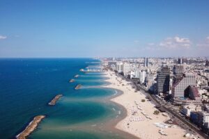 Tel Aviv capitale dell’arte e del risparmio: un weekend in città costa solo 300 euro