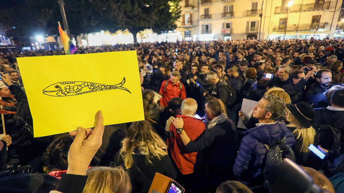 La sardine finiscono nella Rete della censura