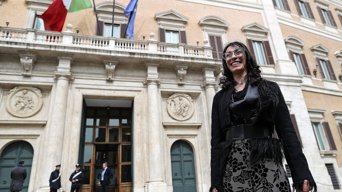 Il portaborse della deputata di Renzi in realtà portava i pizzini dei mafiosi