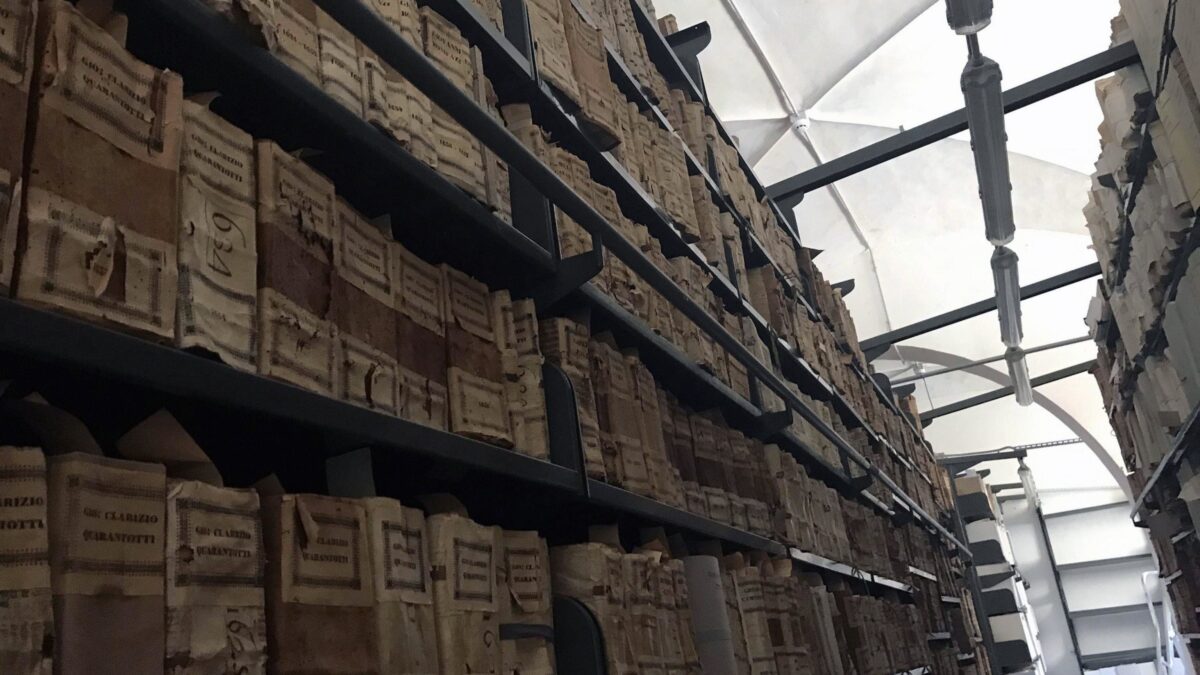Gli archivi di Stato più che documenti collezionano sprechi