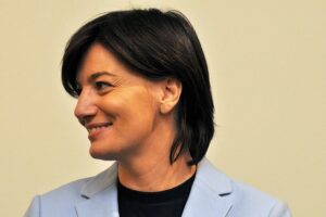 «Uso esperto di schemi criminosi»: arrestata l’ex eurodeputata Comi