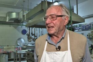 «Cucino per i senzatetto. I nuovi poveri sono i papà italiani divorziati»