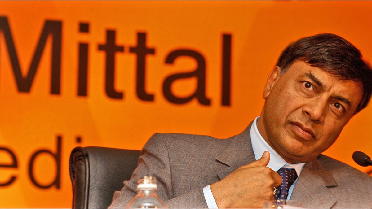Mittal detta la linea su Ilva. In arrivo soldi dallo Stato che sarà socio di minoranza