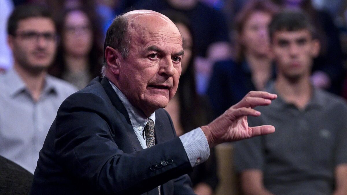 Bersani dà lezioni ma ignora la materia