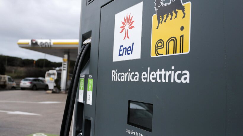 Il futuro della mobilità è elettrico. Italia più virtuosa della Germania