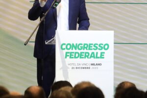 Nasce la Lega nazionale di Salvini. Al battesimo c’è anche il Senatùr