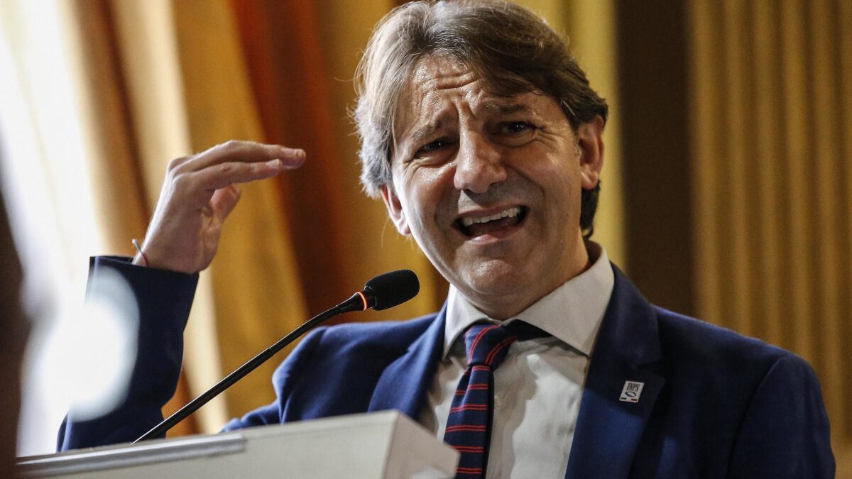 L’Inps ha un buco di 5,5 miliardi. Tridico si aumenta lo stipendio