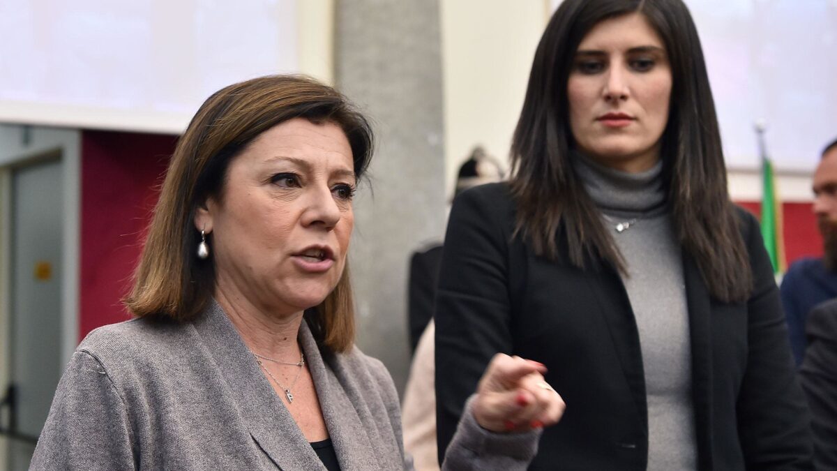 I 5 Stelle sono al governo, ma attaccano gli alleati del Pd su Anas