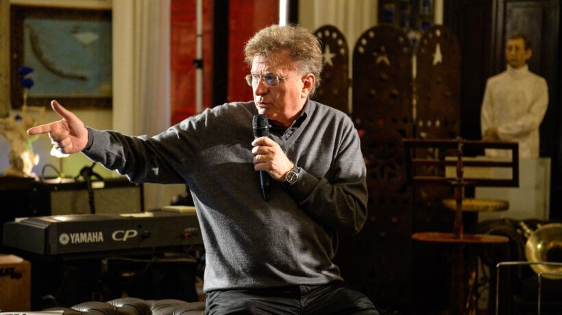 Red Ronnie: «Ridicolo cantare “Bella ciao” nell’Italia dei nuovi invasori»