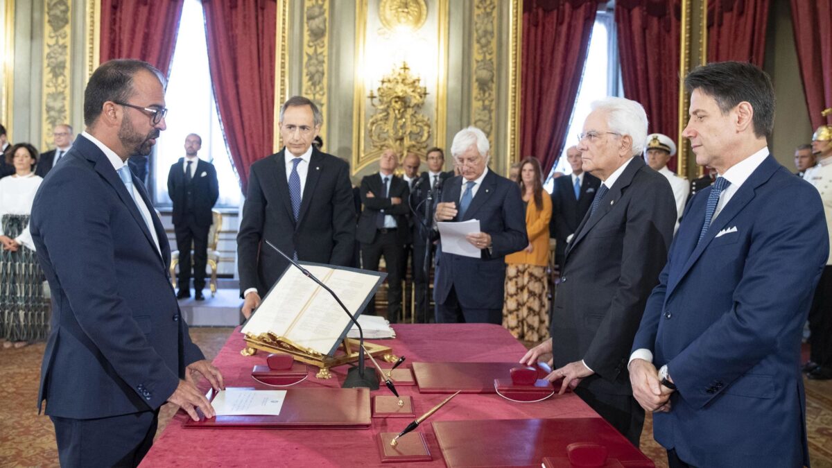 Il sogno di Conte: avere fedelissimi in Parlamento per incidere sulle nomine