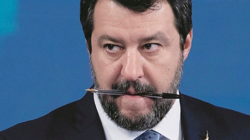 Lo spettro del crac spacca il governo. Salvini non infierisce: «Collaboriamo»