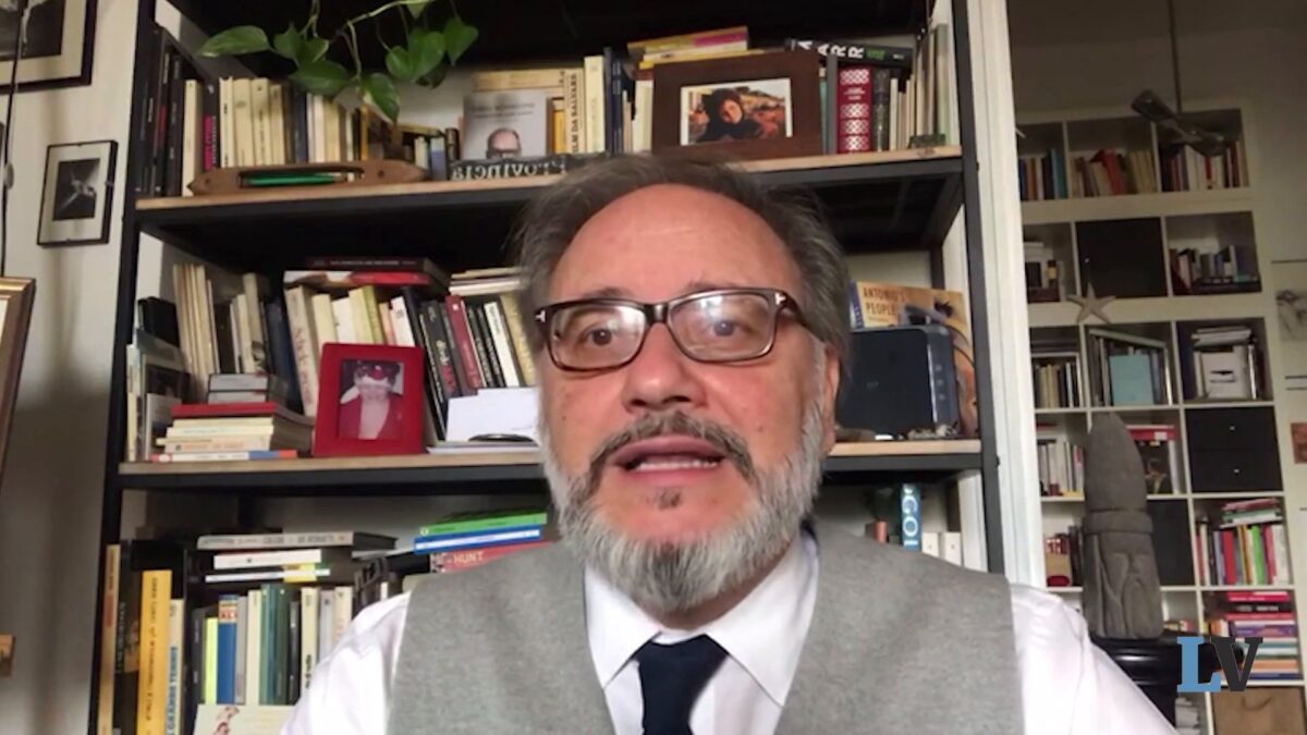 Gridare al lupo quando le inchieste ti toccano non è segnale di garantismo ma di opportunismo