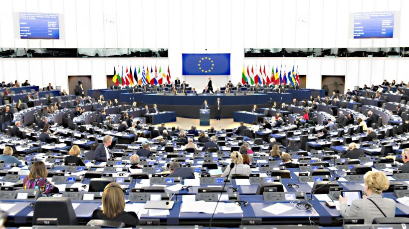 L’Ue spreca in «aiuti» 3 miliardi l’anno. Finanziamo persino i bagni in Niger