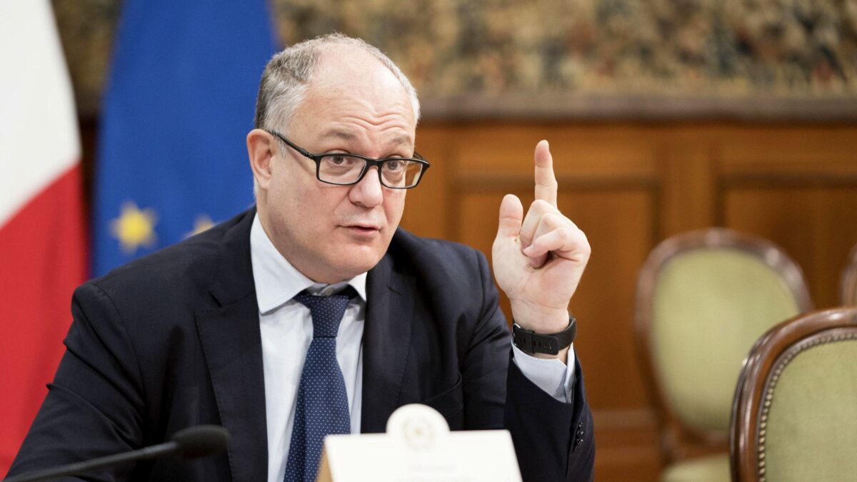 Ormai solo Gualtieri crede che denunciare l’eurofregatura sia fare terrorismo