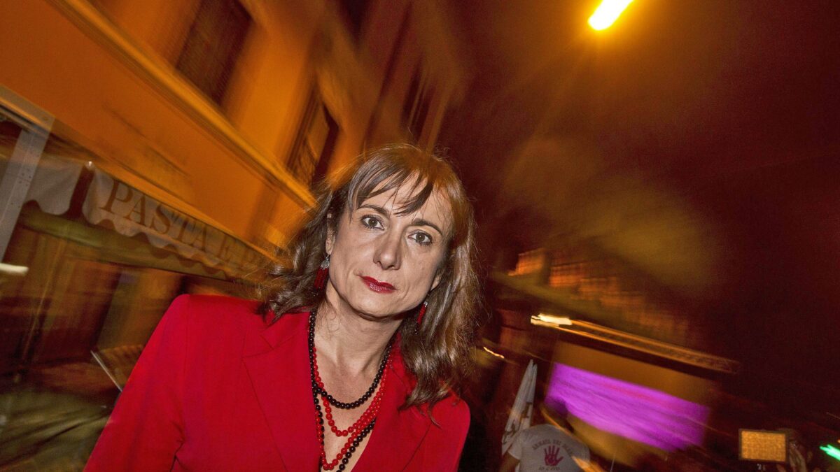 La suora «progressista» benedice con Luxuria l’edilizia agevolata Lgbt