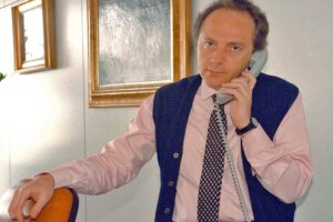 In un audio l’abisso Pop Bari. L’ad De Bustis confessa: «Falsati i bilanci delle filiali»