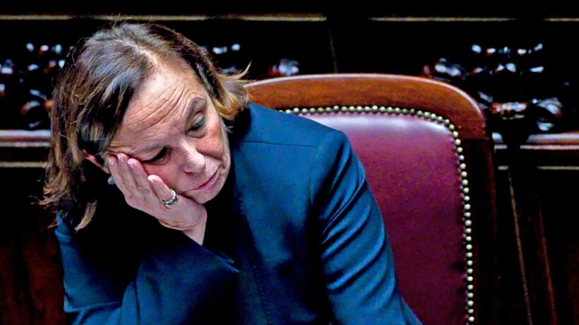 La congiura del silenzio sugli sbarchi si rompe solo per le accuse a Salvini