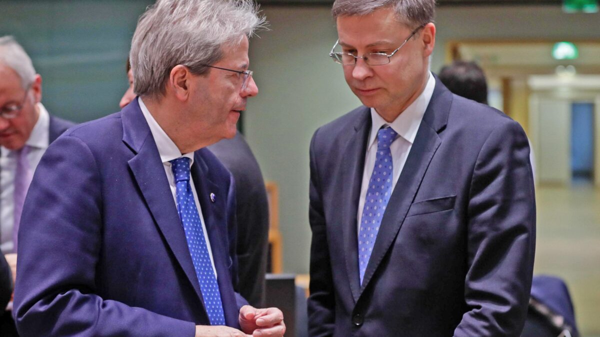 L’Ue prende a schiaffi Gentiloni e Gualtieri