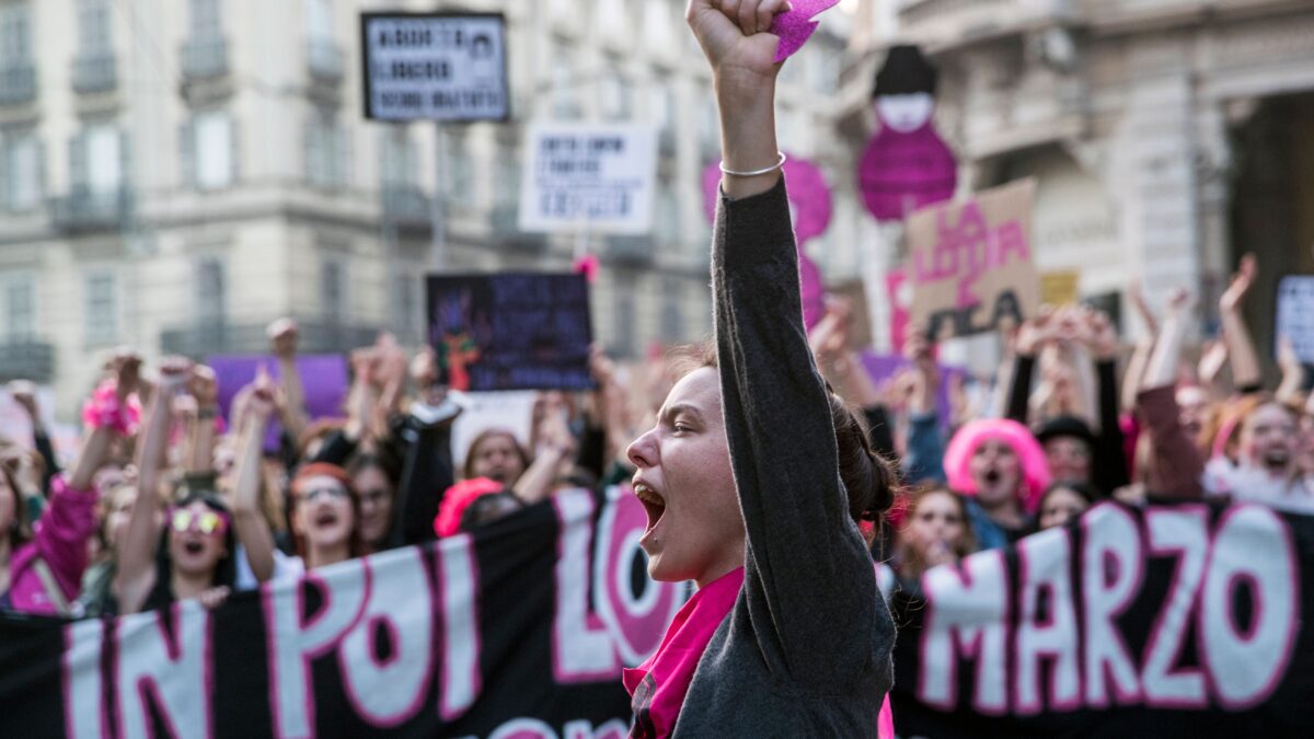 Le leggi liberticide di chi sostiene di dover odiare l’odio