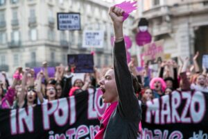 Le leggi liberticide di chi sostiene di dover odiare l’odio