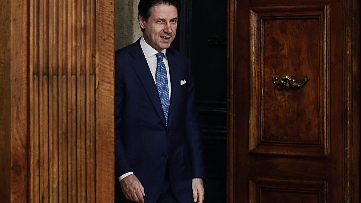 Per salvarsi Giuseppi spera nelle mance elettorali