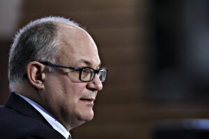Mes: il pacco c’è già, il pacchetto invece no