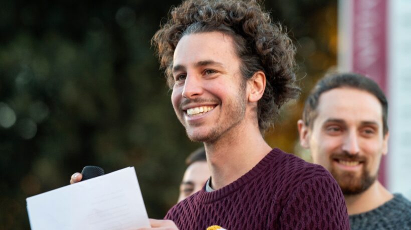 La sardina si inventa il licenziamento pur di dare tutta la colpa a Salvini