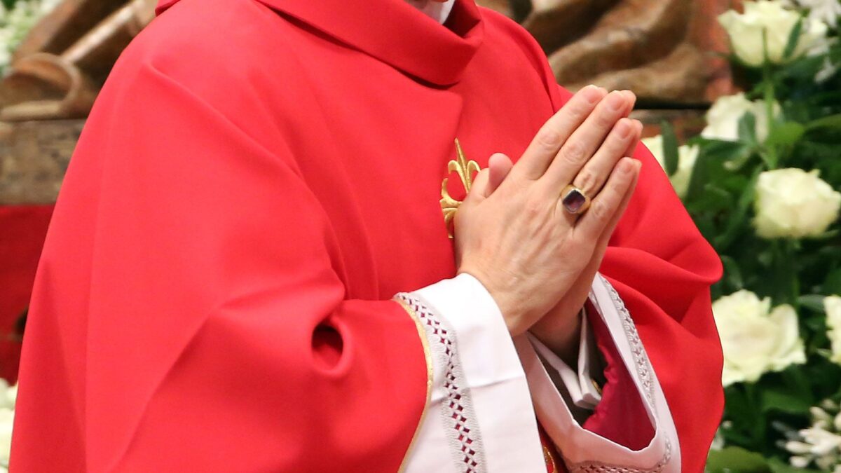 «Toccare il celibato dei preti sarebbe un danno alla Chiesa»