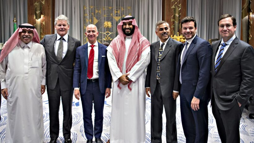 «Bezos è stato hackerato dai sauditi». Guerra di 007 tra Amazon e gli emiri