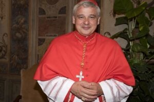 Nel condominio di don Bolletta si festeggia il capodanno gay