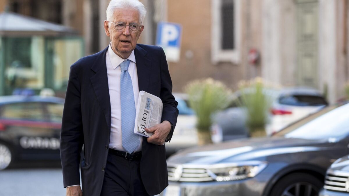 Monti consiglia Macron: 
al popolo neanche le brioche. Sulle pensioni il prof 
peggio di Maria Antonietta