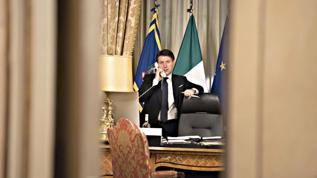 Conte cammina su un campo minato. A gennaio il pateracchio può saltare