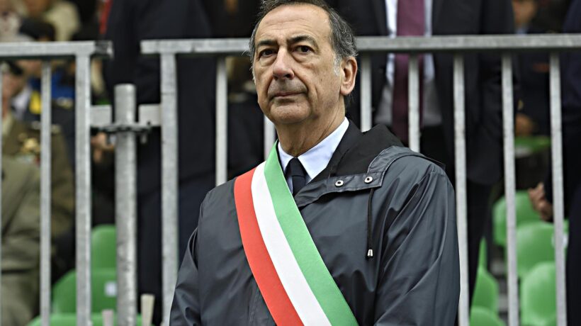 Se l’antisemita è compagna, Sala fa lo gnorri