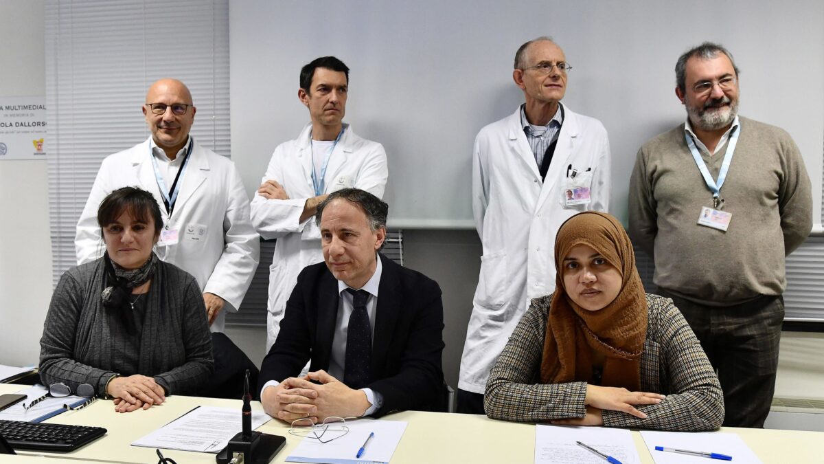 «Tafida ti guarda, reagisce: altro che morta»