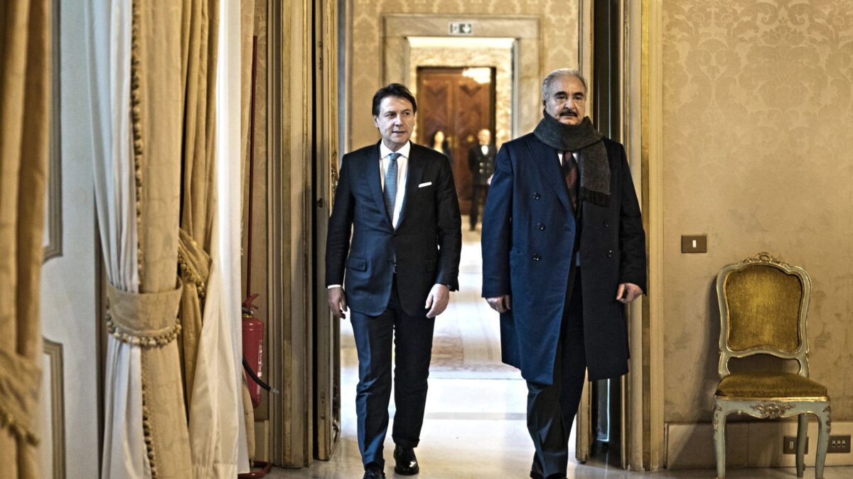 Haftar uccide i primi miliziani turchi. E Giuseppi tace sul patto col generale