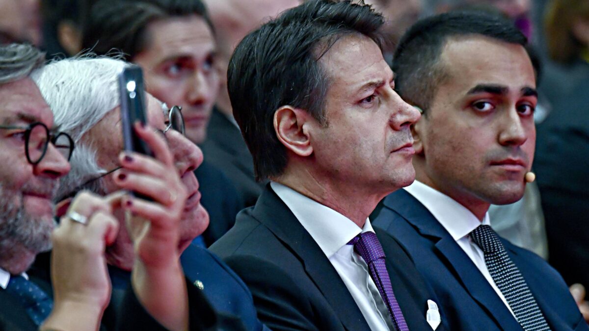 Anche in Italia spira vento di guerra. È quella di Giuseppi contro Di Maio