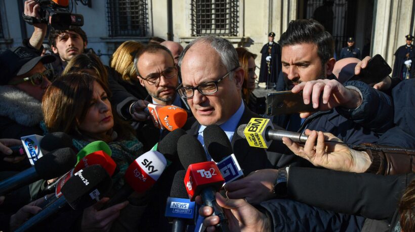 Gualtieri vuole spostare la Web tax. Nel bilancio un buco da 700 milioni