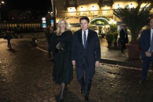 Maxi sconto alla fidanzata di Conte sotto la lente dell’antiriciclaggio