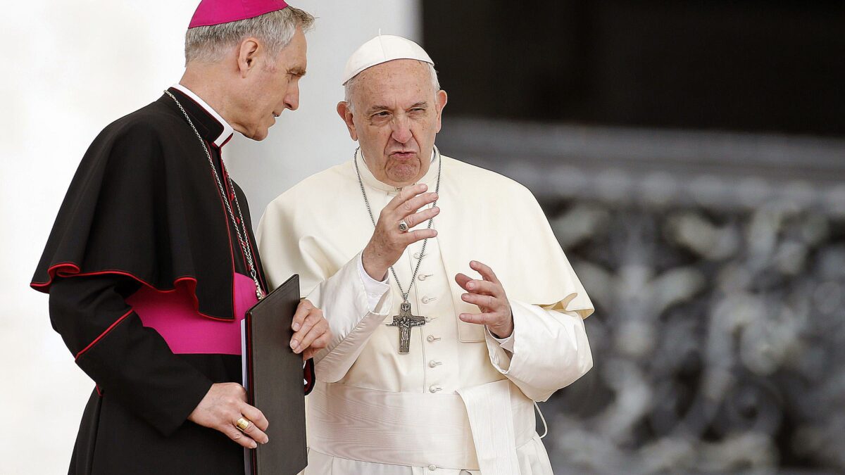 Bergoglio mette in naftalina padre Georg